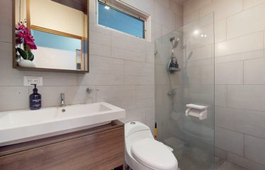 PROPERTY WITH THREE VILLAS, IN BAHIA BALLENA – 0.24 ACRES