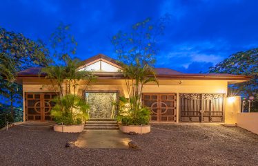 PROPERTY WITH TEN BEDROOMS HOME IN, MANUEL ANTONIO – 0.2 ACRES