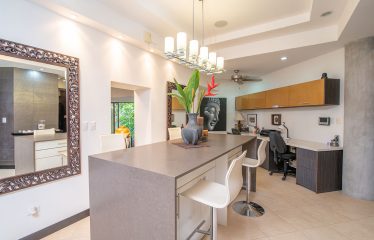 PROPERTY WITH TEN BEDROOMS HOME IN, MANUEL ANTONIO – 0.2 ACRES