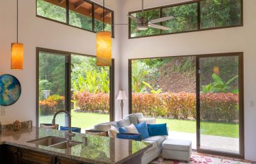 PROPERTY WITH 2 BEDROOM HOUSE AND A GUEST HOUSE, IN PLATANILLO – 3.35 ACRES