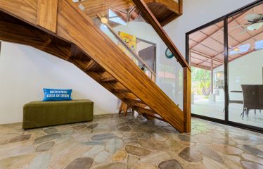 PROPERTY WITH 2 BEDROOM HOUSE AND A GUEST HOUSE, IN PLATANILLO – 3.35 ACRES