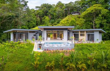 LUXURY PROPERTY WITH THREE BEDROOMS HOME AND MOUNTAIN VIEW, IN OJOCHAL 4.7 ACRES