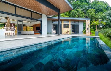 LUXURY PROPERTY WITH THREE BEDROOMS HOME AND MOUNTAIN VIEW, IN OJOCHAL 4.7 ACRES