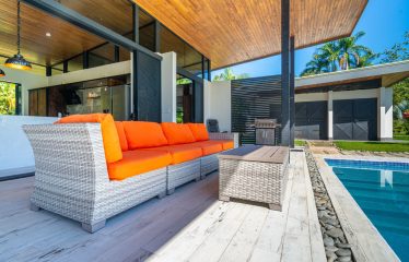 PROPERTY WITH TWO HOUESES AND MOUNTAIN VIEWS, IN OJOCHAL – 0.63 ACRES