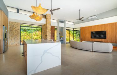 LUXURY PROPERTY WITH THREE BEDROOMS HOME AND MOUNTAIN VIEW, IN OJOCHAL 4.7 ACRES