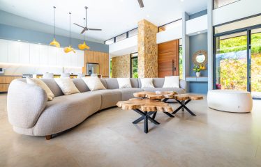 LUXURY PROPERTY WITH THREE BEDROOMS HOME AND MOUNTAIN VIEW, IN OJOCHAL 4.7 ACRES