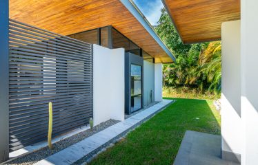 PROPERTY WITH TWO HOUESES AND MOUNTAIN VIEWS, IN OJOCHAL – 0.63 ACRES