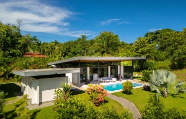 PROPERTY WITH TWO HOUESES AND MOUNTAIN VIEWS, IN OJOCHAL – 0.63 ACRES