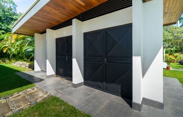 PROPERTY WITH TWO HOUESES AND MOUNTAIN VIEWS, IN OJOCHAL – 0.63 ACRES