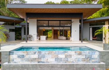 LUXURY PROPERTY WITH THREE BEDROOMS HOME AND MOUNTAIN VIEW, IN OJOCHAL 4.7 ACRES