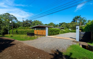 PROPERTY WITH TWO HOUESES AND MOUNTAIN VIEWS, IN OJOCHAL – 0.63 ACRES