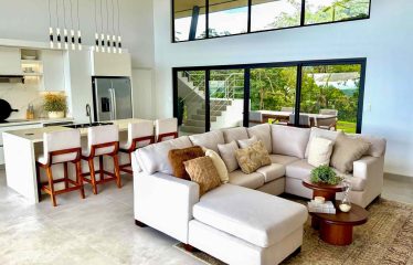 PROPERTY WITH FOUR BEDROOMS AND OCEAN VIEWS, IN CHONTALES – 1.84 ACRES