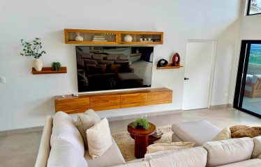 PROPERTY WITH FOUR BEDROOMS AND OCEAN VIEWS, IN CHONTALES – 1.84 ACRES