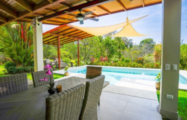 BEAUTIFUL HOME WITH POOL AND ROOM TO EXPAND IN OJOCHAL