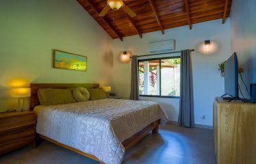 BEAUTIFUL HOME WITH POOL AND ROOM TO EXPAND IN OJOCHAL