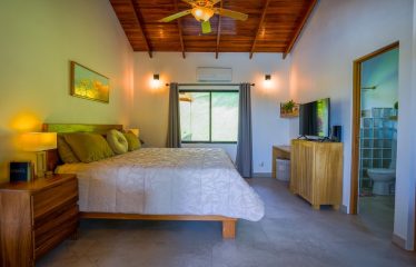 BEAUTIFUL HOME WITH POOL AND ROOM TO EXPAND IN OJOCHAL