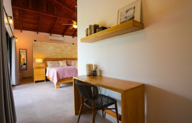 BEAUTIFUL HOME WITH POOL AND ROOM TO EXPAND IN OJOCHAL