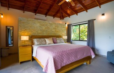 BEAUTIFUL HOME WITH POOL AND ROOM TO EXPAND IN OJOCHAL