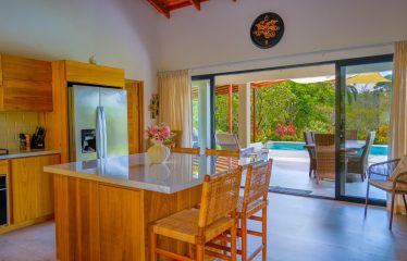 BEAUTIFUL HOME WITH POOL AND ROOM TO EXPAND IN OJOCHAL