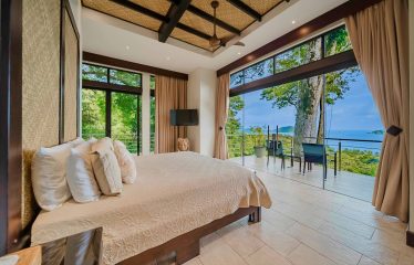 LUXURY PROPERTY WITH PANORAMIC OCEAN VIEWS, IN MANUEL ANTONIO – 1.53 ACRES
