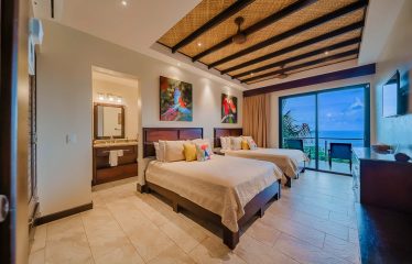 LUXURY PROPERTY WITH PANORAMIC OCEAN VIEWS, IN MANUEL ANTONIO – 1.53 ACRES