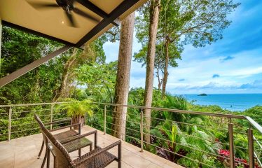 LUXURY PROPERTY WITH PANORAMIC OCEAN VIEWS, IN MANUEL ANTONIO – 1.53 ACRES