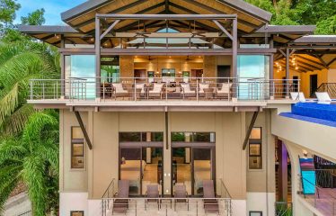 LUXURY PROPERTY WITH PANORAMIC OCEAN VIEWS, IN MANUEL ANTONIO – 1.53 ACRES