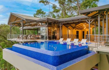 LUXURY PROPERTY WITH PANORAMIC OCEAN VIEWS, IN MANUEL ANTONIO – 1.53 ACRES
