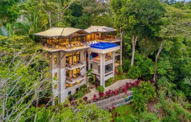 LUXURY PROPERTY WITH PANORAMIC OCEAN VIEWS, IN MANUEL ANTONIO – 1.53 ACRES