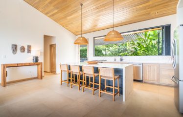 PROPERTY FIVE BEDROOM HOME WITH OCEAN AND MOUNTAINS PANORAMIC VIEWS, IN TRES RIOS – 4.08 ACRES