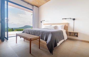 PROPERTY FIVE BEDROOM HOME WITH OCEAN AND MOUNTAINS PANORAMIC VIEWS, IN TRES RIOS – 4.08 ACRES