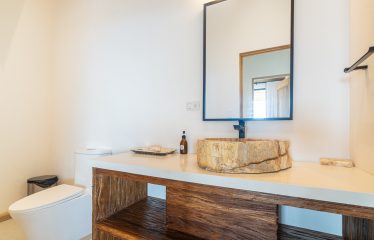 PROPERTY FIVE BEDROOM HOME WITH OCEAN AND MOUNTAINS PANORAMIC VIEWS, IN TRES RIOS – 4.08 ACRES