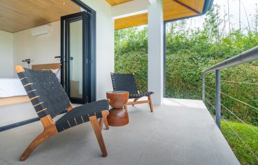 PROPERTY FIVE BEDROOM HOME WITH OCEAN AND MOUNTAINS PANORAMIC VIEWS, IN TRES RIOS – 4.08 ACRES