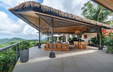 PROPERTY FIVE BEDROOM HOME WITH OCEAN AND MOUNTAINS PANORAMIC VIEWS, IN TRES RIOS – 4.08 ACRES