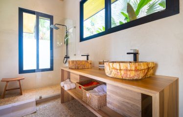JUNGLE PROPERTY WITH FOUR BEDROOM HOME AND MOUNTAINS PANORAMIC VIEWS, IN TRES RIOS – 4.94 ACRES