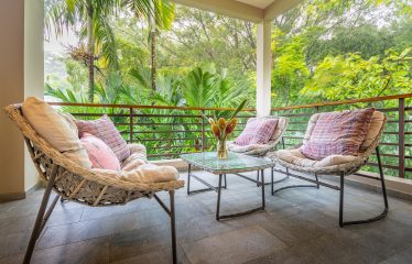 CONDOMINIUM PROPERTY NEAR TO THE BEACH, IN PIÑUELA – 0.04 ACRES