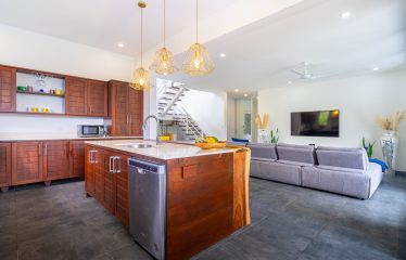 TWO FLOOR PROPERTY WITH FOUR BEDROOM AND FRUIT TREES, IN OJOCHAL – 1.02 ACRES