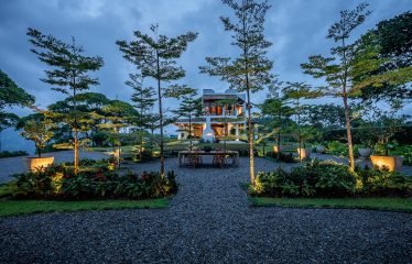 PROPERTY TWO FLOOR WITH TWO BEDROOM AND ADDITIONAL LOT SIZE NEXT TO PROPERTY, IN ESCALERAS – 3 ACRES