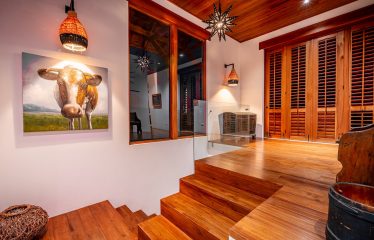 PROPERTY TWO FLOOR WITH TWO BEDROOM AND ADDITIONAL LOT SIZE NEXT TO PROPERTY, IN ESCALERAS – 3 ACRES