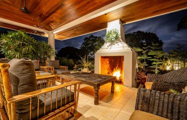 PROPERTY TWO FLOOR WITH TWO BEDROOM AND ADDITIONAL LOT SIZE NEXT TO PROPERTY, IN ESCALERAS – 3 ACRES