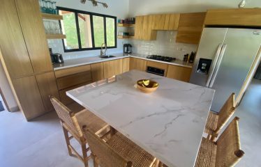 BEAUTIFUL HOME WITH POOL AND ROOM TO EXPAND IN OJOCHAL