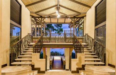LUXURY PROPERTY WITH PANORAMIC OCEAN VIEWS, IN MANUEL ANTONIO – 1.53 ACRES