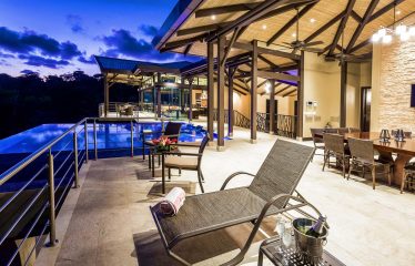 LUXURY PROPERTY WITH PANORAMIC OCEAN VIEWS, IN MANUEL ANTONIO – 1.53 ACRES