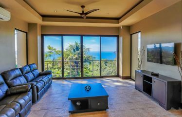LUXURY PROPERTY WITH PANORAMIC OCEAN VIEWS, IN MANUEL ANTONIO – 1.53 ACRES