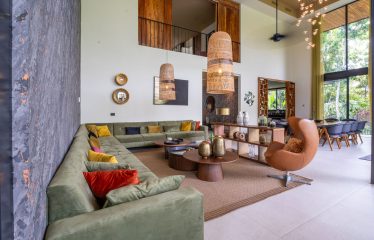 LUXURY THREE FLOOR PROPERTY WITH EIGHT BEDROOM WITH TREES VIEWS, IN QUEPOS – 0.22 ACRES