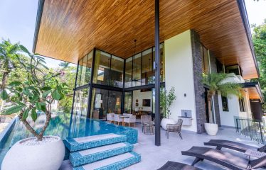 LUXURY THREE FLOOR PROPERTY WITH EIGHT BEDROOM WITH TREES VIEWS, IN QUEPOS – 0.22 ACRES