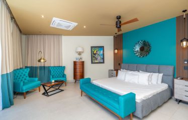 LUXURY THREE FLOOR PROPERTY WITH EIGHT BEDROOM WITH TREES VIEWS, IN QUEPOS – 0.22 ACRES