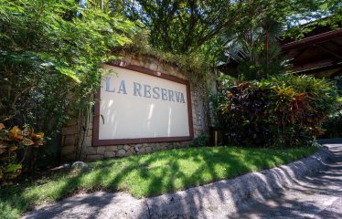 LUXURY THREE FLOOR PROPERTY WITH EIGHT BEDROOM WITH TREES VIEWS, IN QUEPOS – 0.22 ACRES