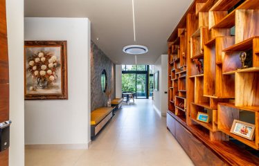 LUXURY THREE FLOOR PROPERTY WITH EIGHT BEDROOM WITH TREES VIEWS, IN QUEPOS – 0.22 ACRES