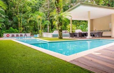 CONDOMINIUM PROPERTY NEAR TO THE BEACH, IN PIÑUELA – 0.04 ACRES